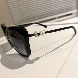 Chanel black pearl sunglasses